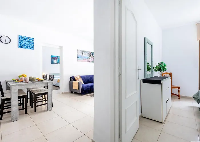 Sun & Fun In Playa De Americas * Playa de las Americas (Tenerife)