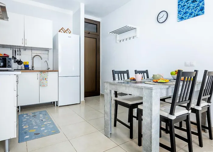 Sun & Fun In Playa De Americas *