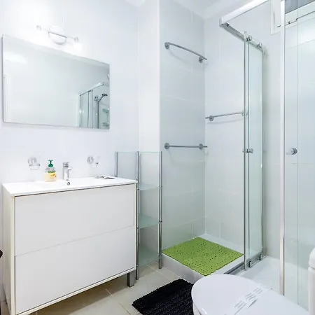 Sun & Fun In Playa De Americas Apartamento