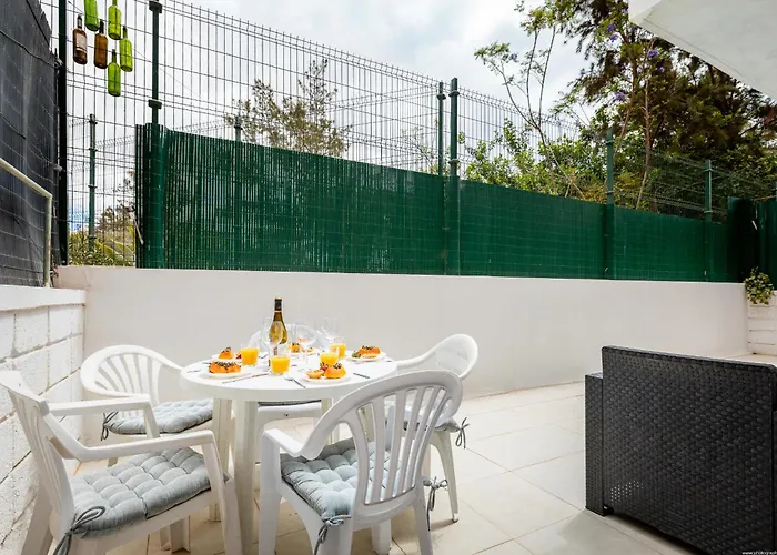 Sun & Fun In Playa De Americas Apartment *